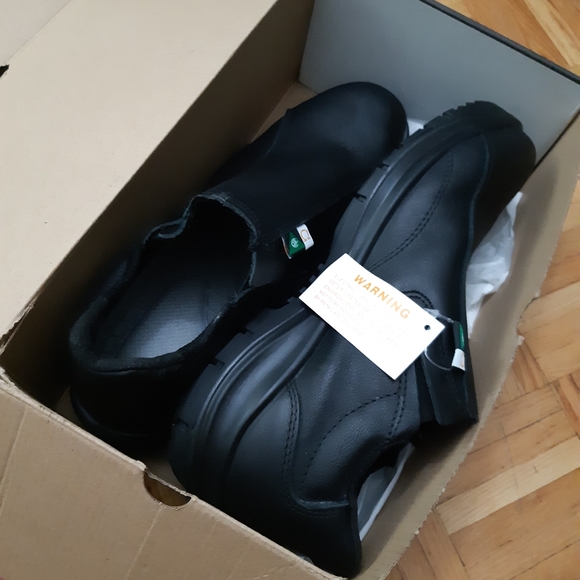 Safety shoes - Picture 5 of 5